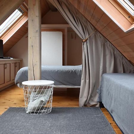 Petit Duplex De Charme Sous Les Toits Du Mont-Dore Exterior foto