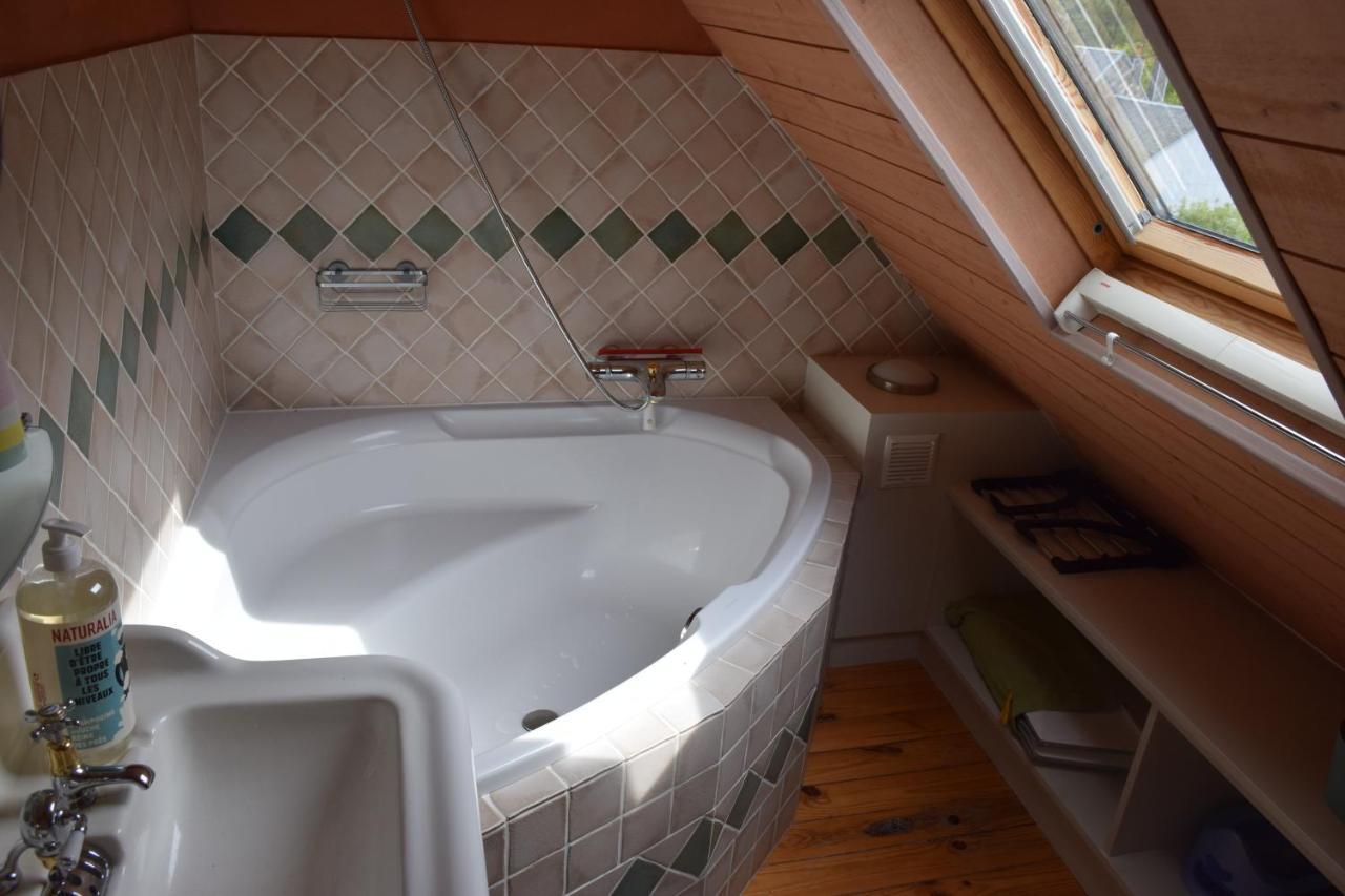 Petit Duplex De Charme Sous Les Toits Du Mont-Dore Exterior foto